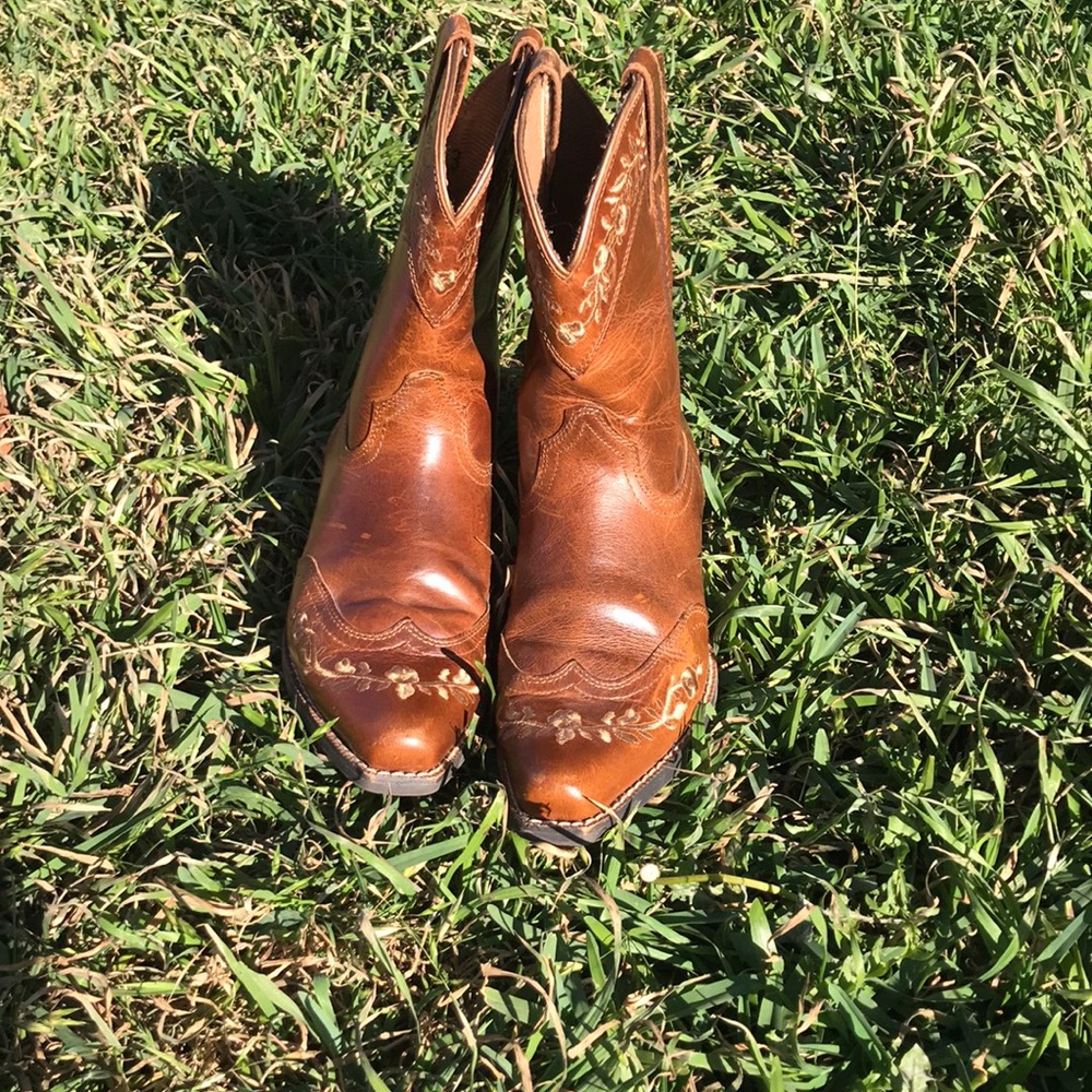 Brown ARIAT boots
